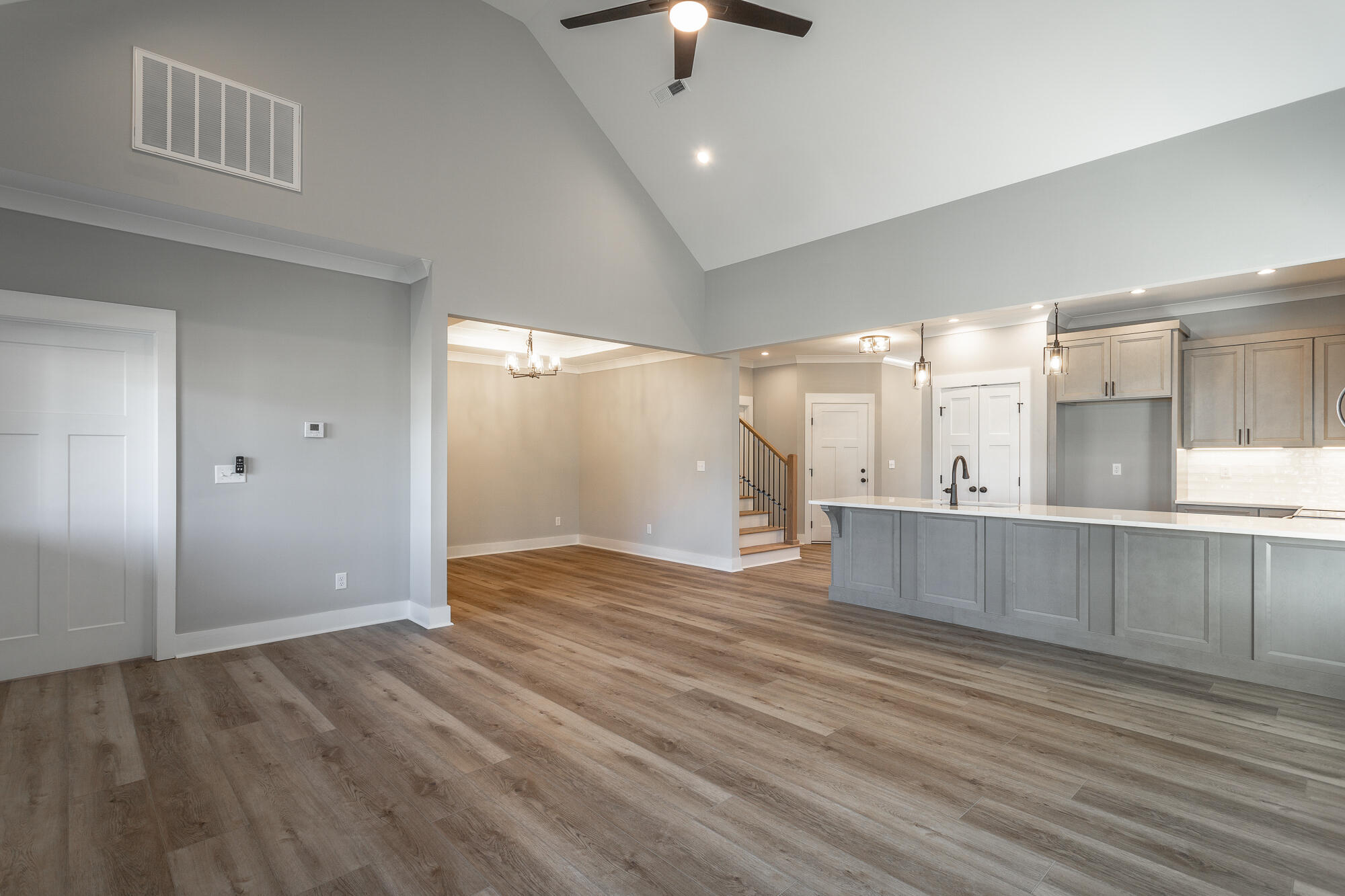 504 Willow Grove Ct