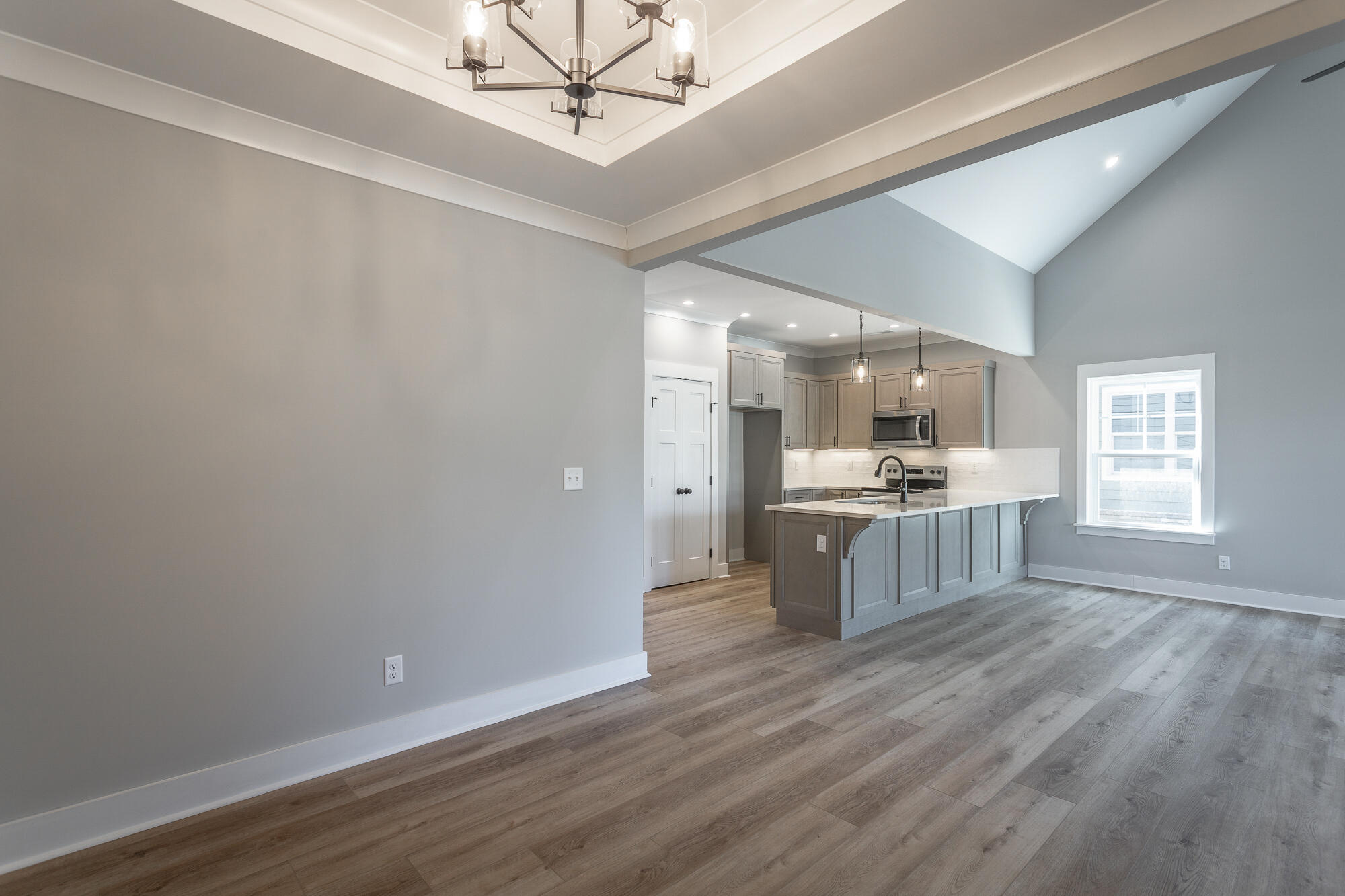 504 Willow Grove Ct