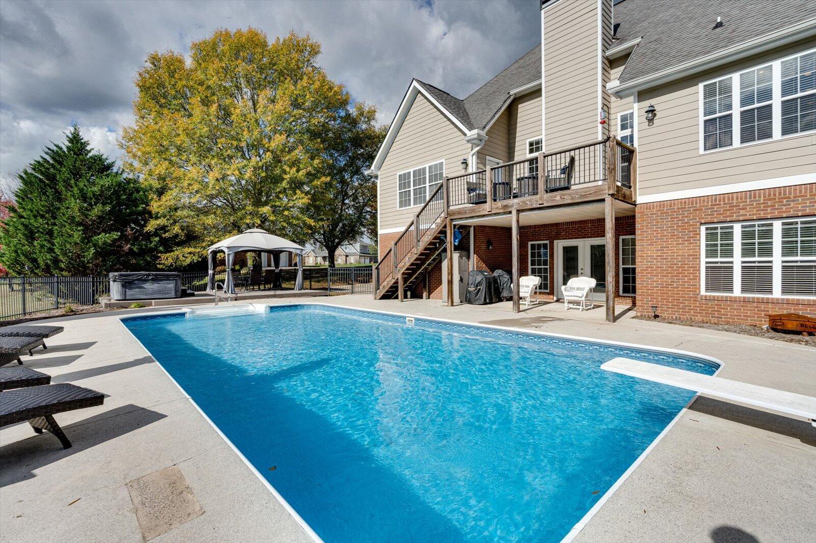 194 Overlook Drive