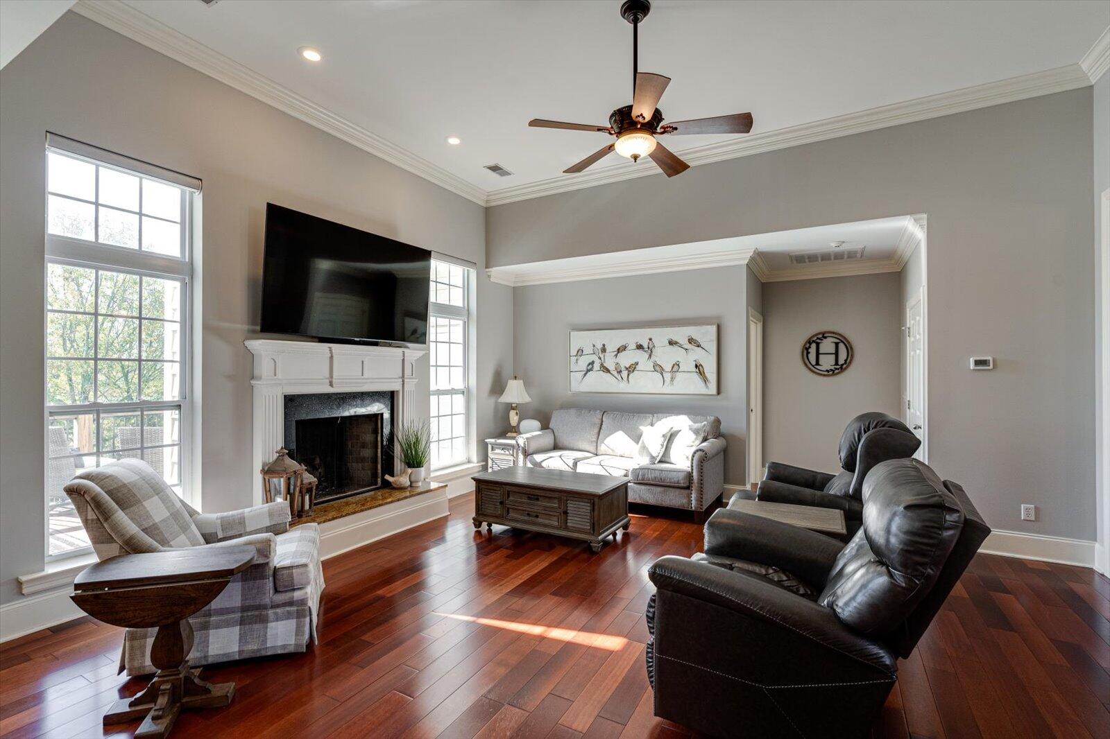 194 Overlook Drive