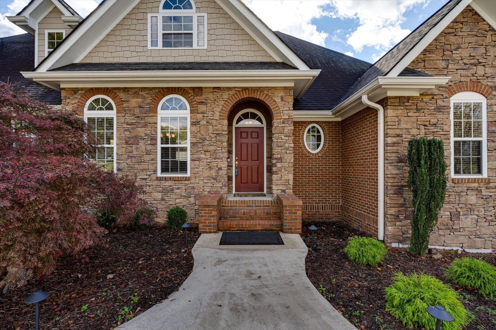 194 Overlook Drive