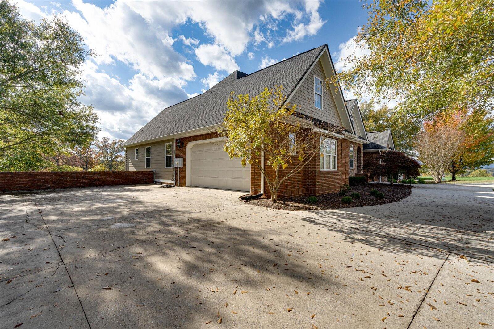 194 Overlook Drive