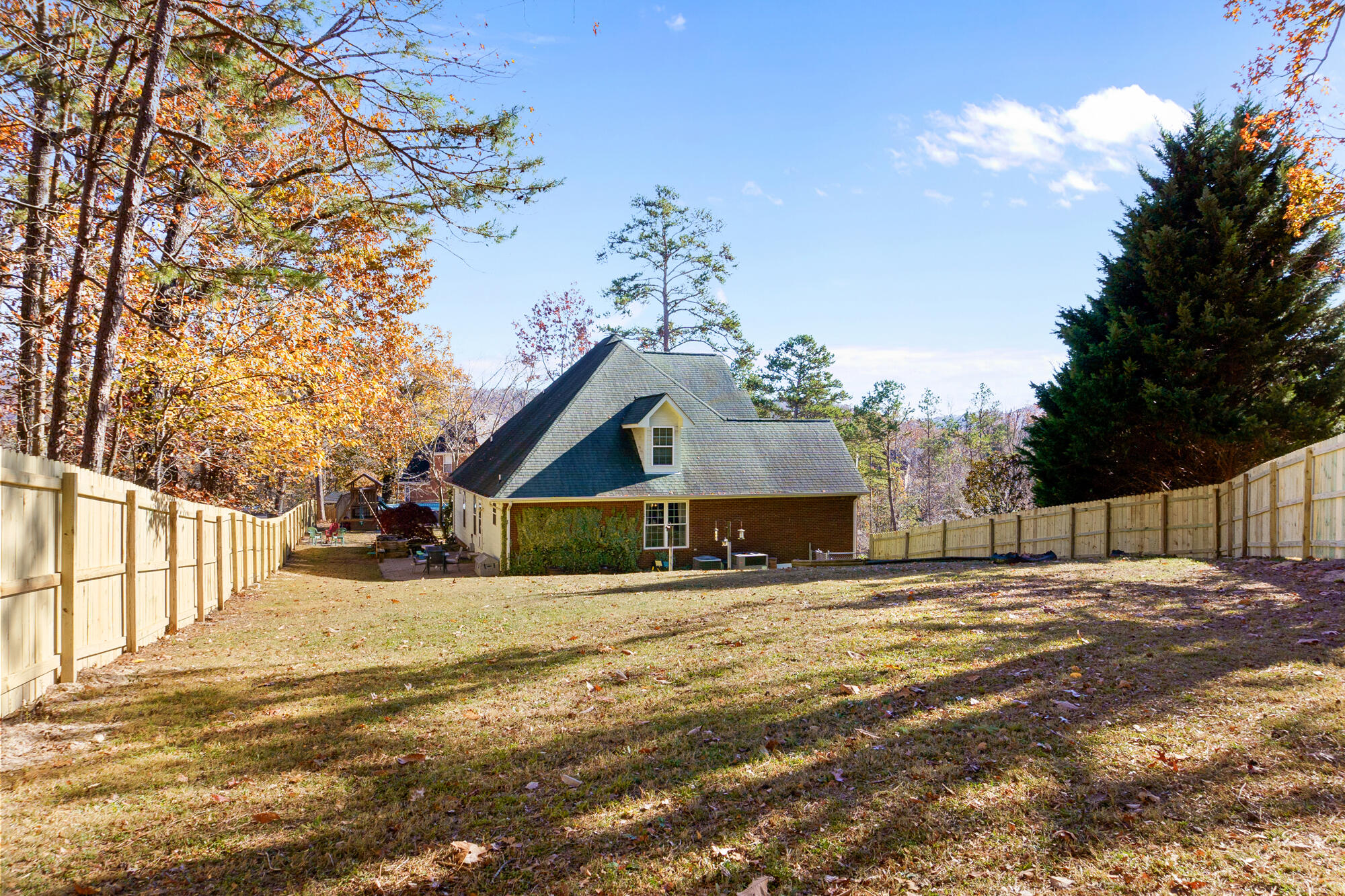2515 Dogwood Garden Lane