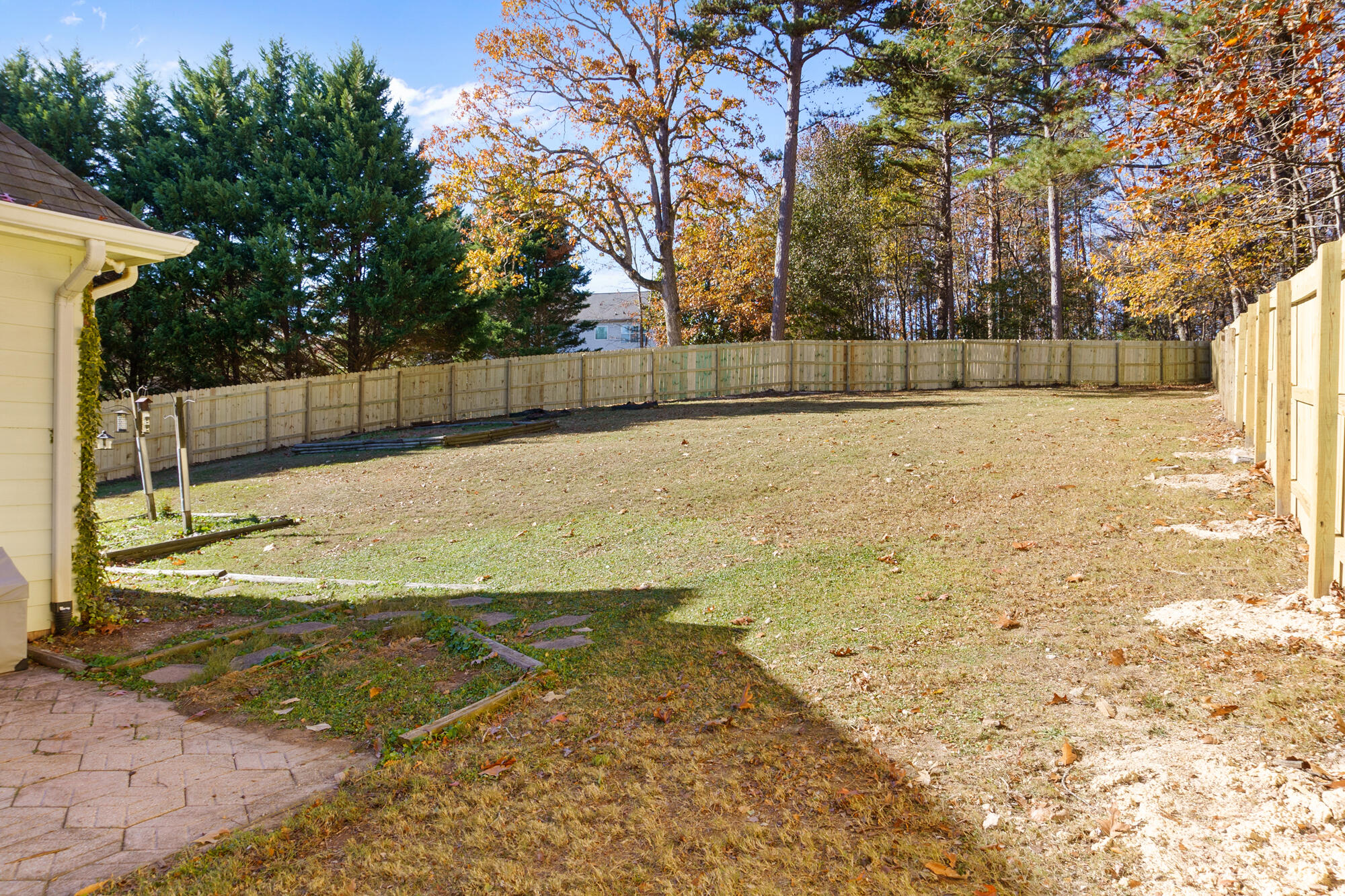 2515 Dogwood Garden Lane