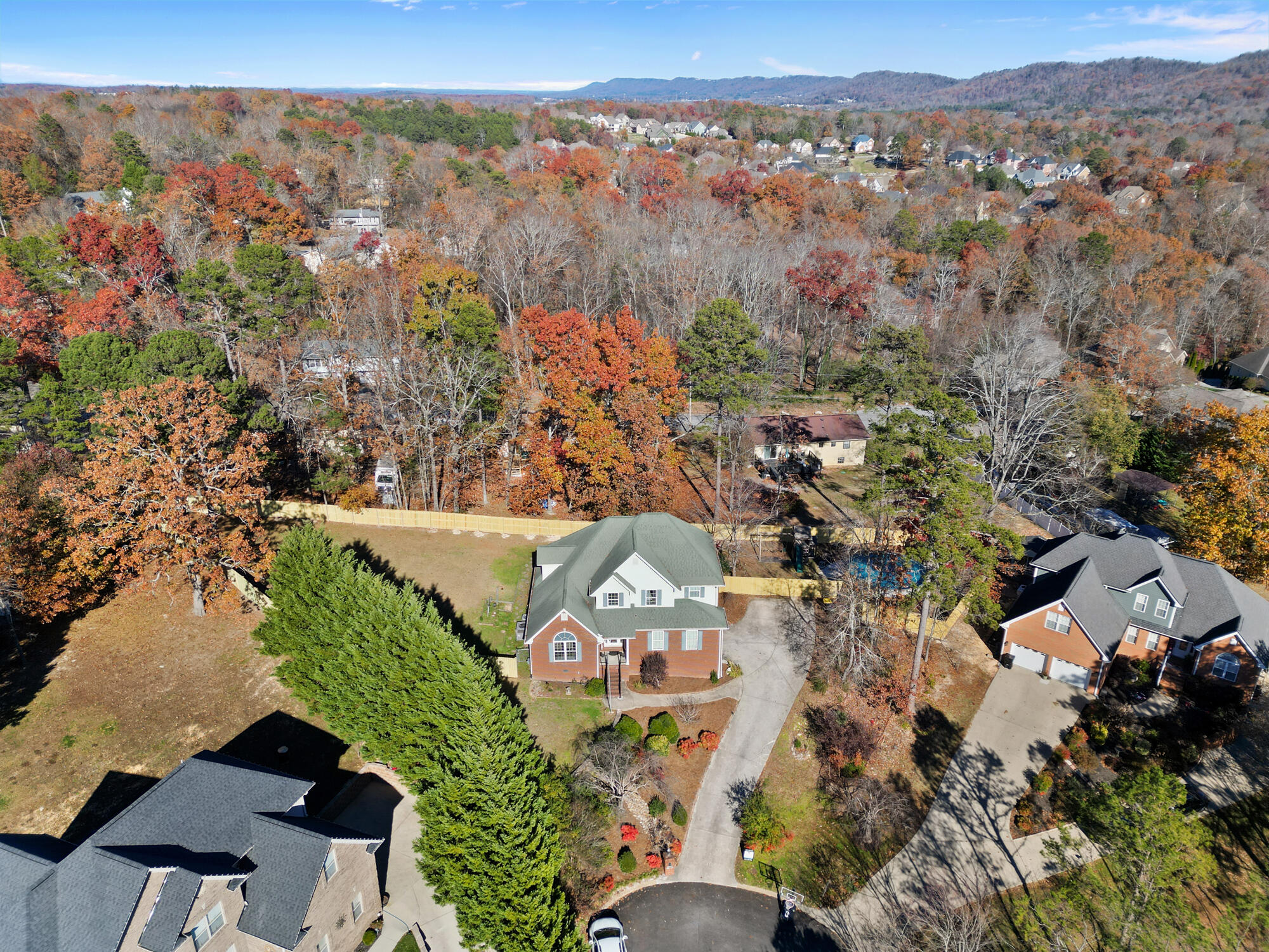 2515 Dogwood Garden Lane