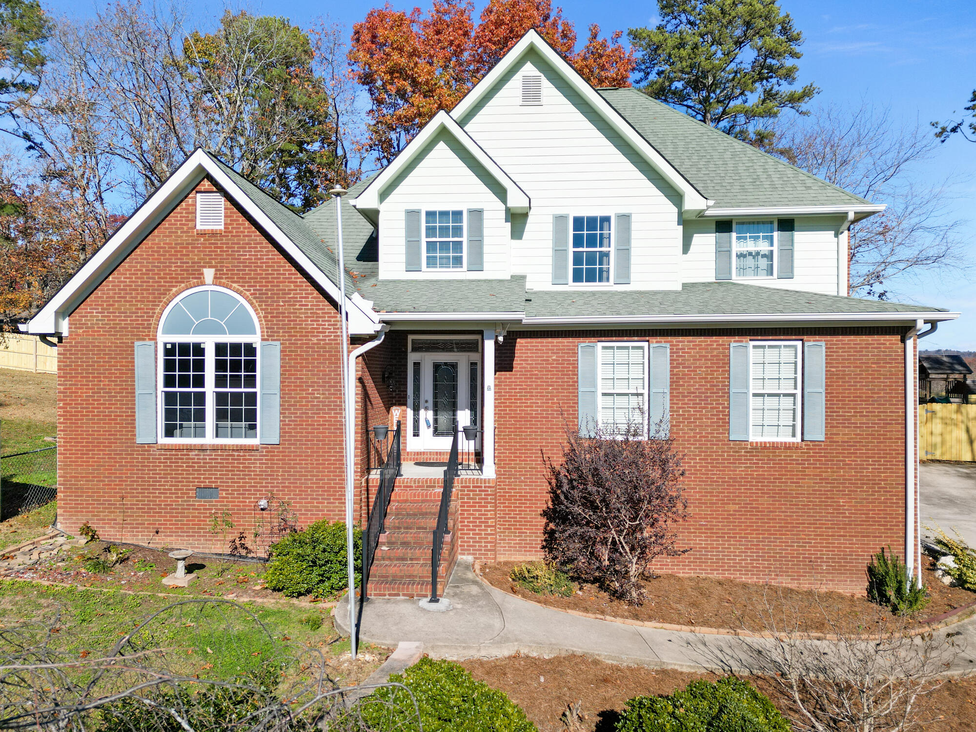 2515 Dogwood Garden Lane