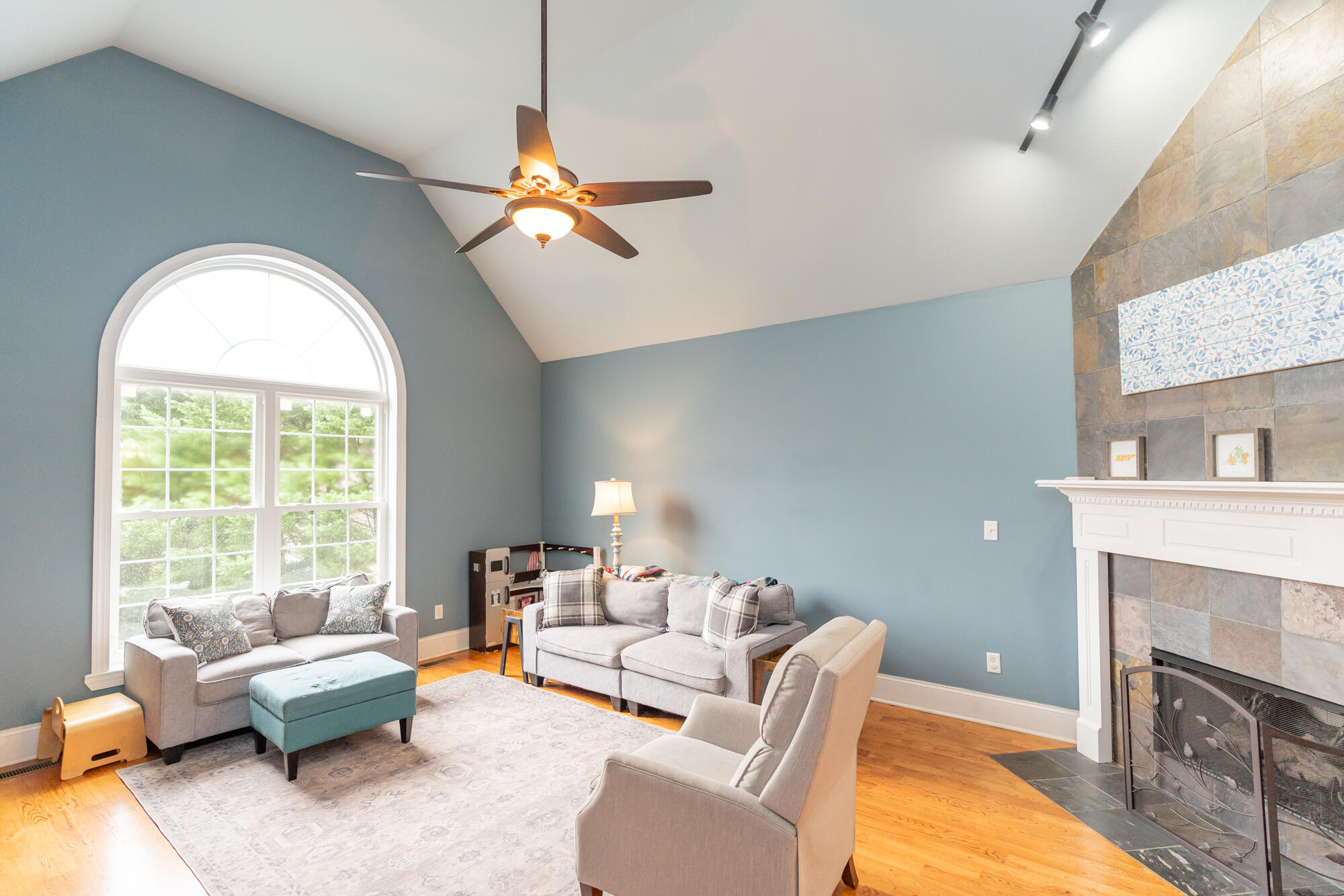 2515 Dogwood Garden Lane