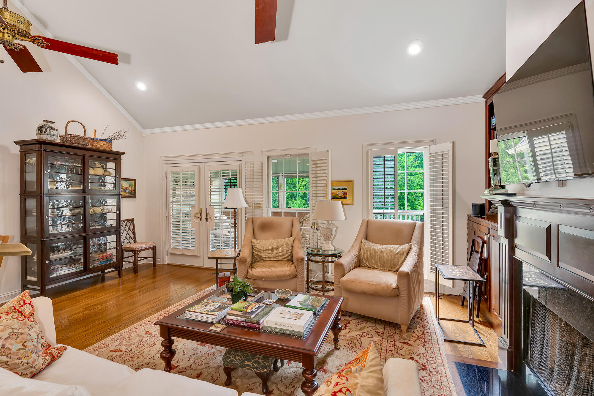 802 Signal Mountain Boulevard