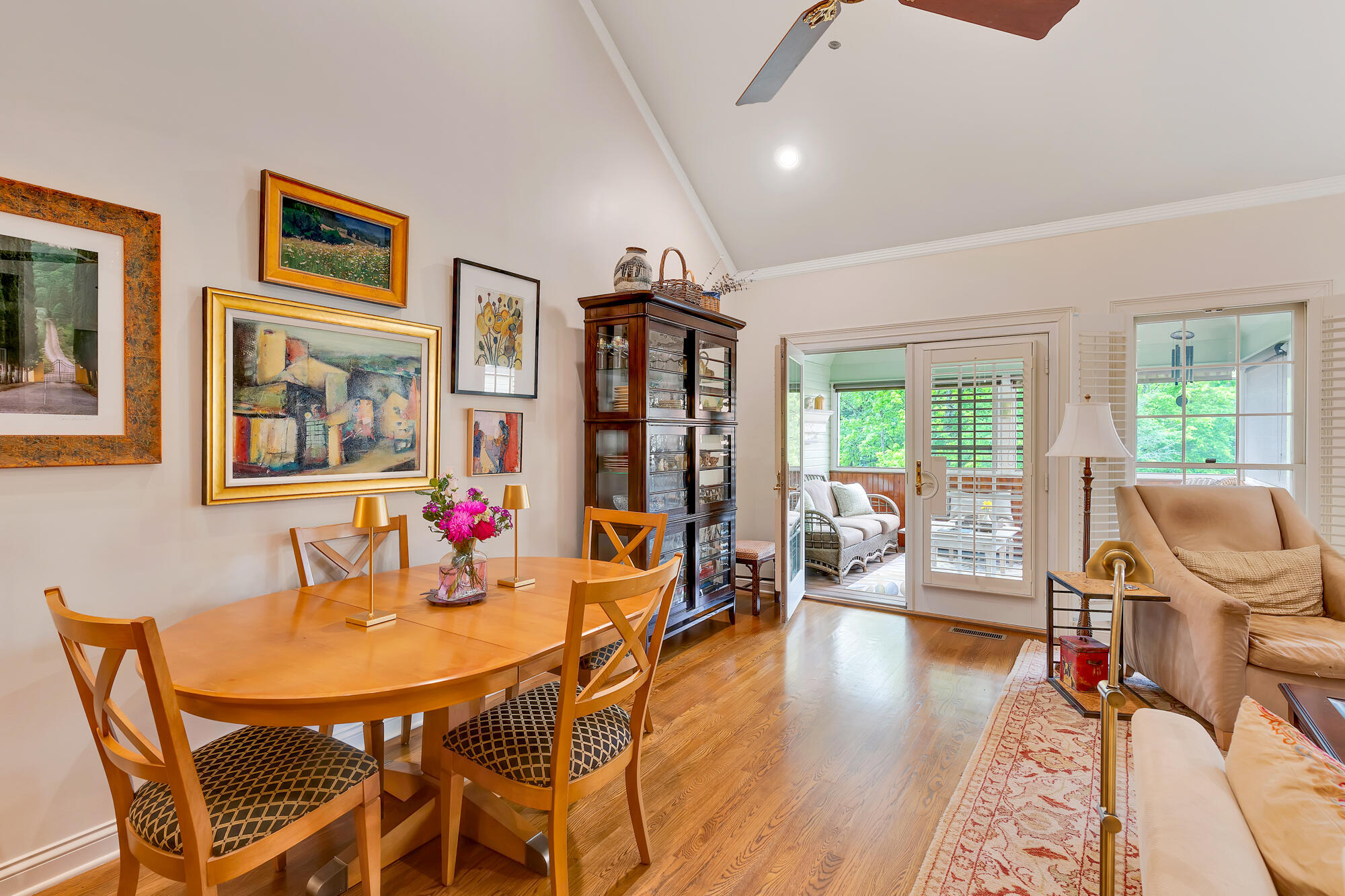 802 Signal Mountain Boulevard