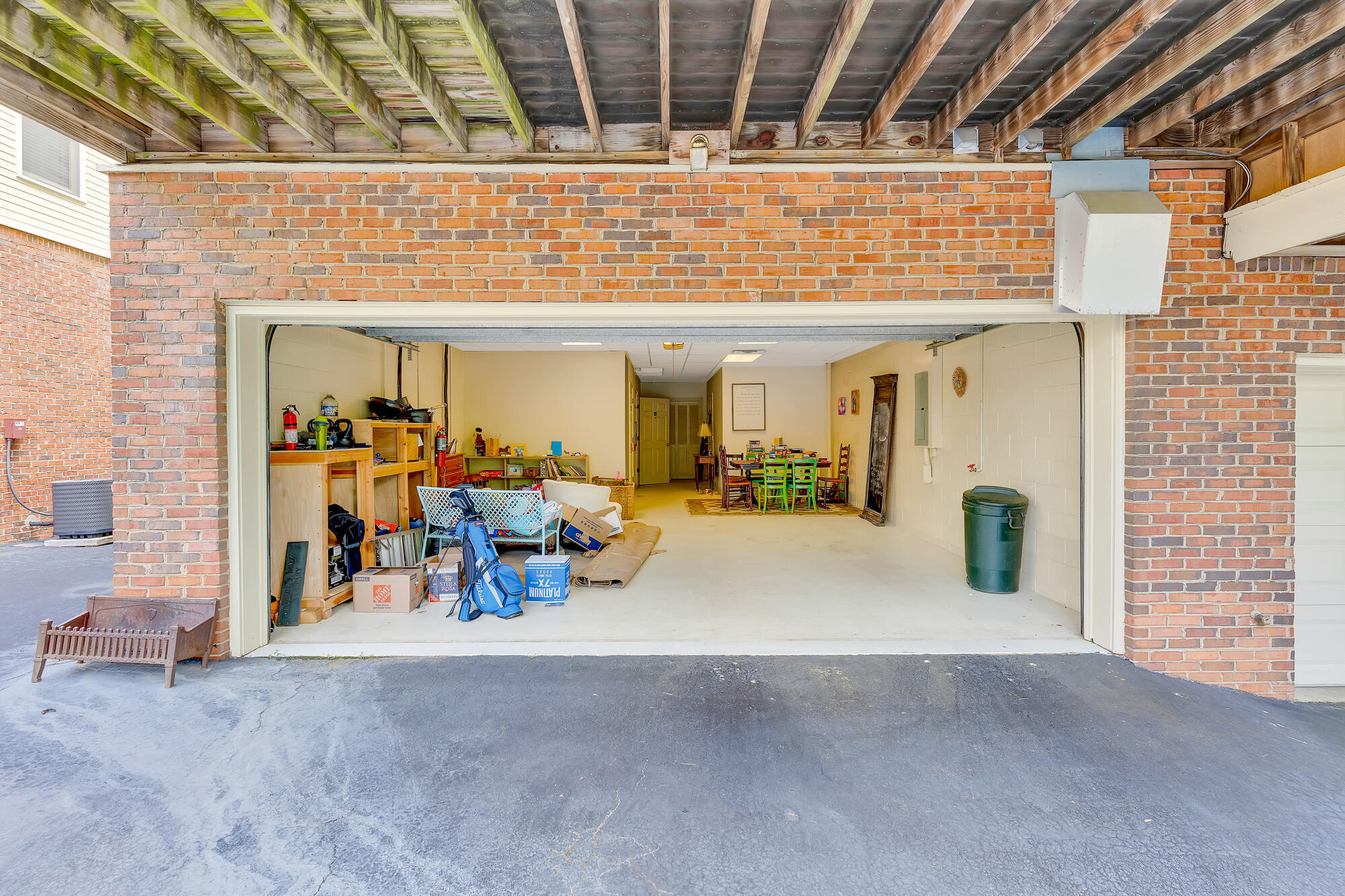 802 Signal Mountain Boulevard