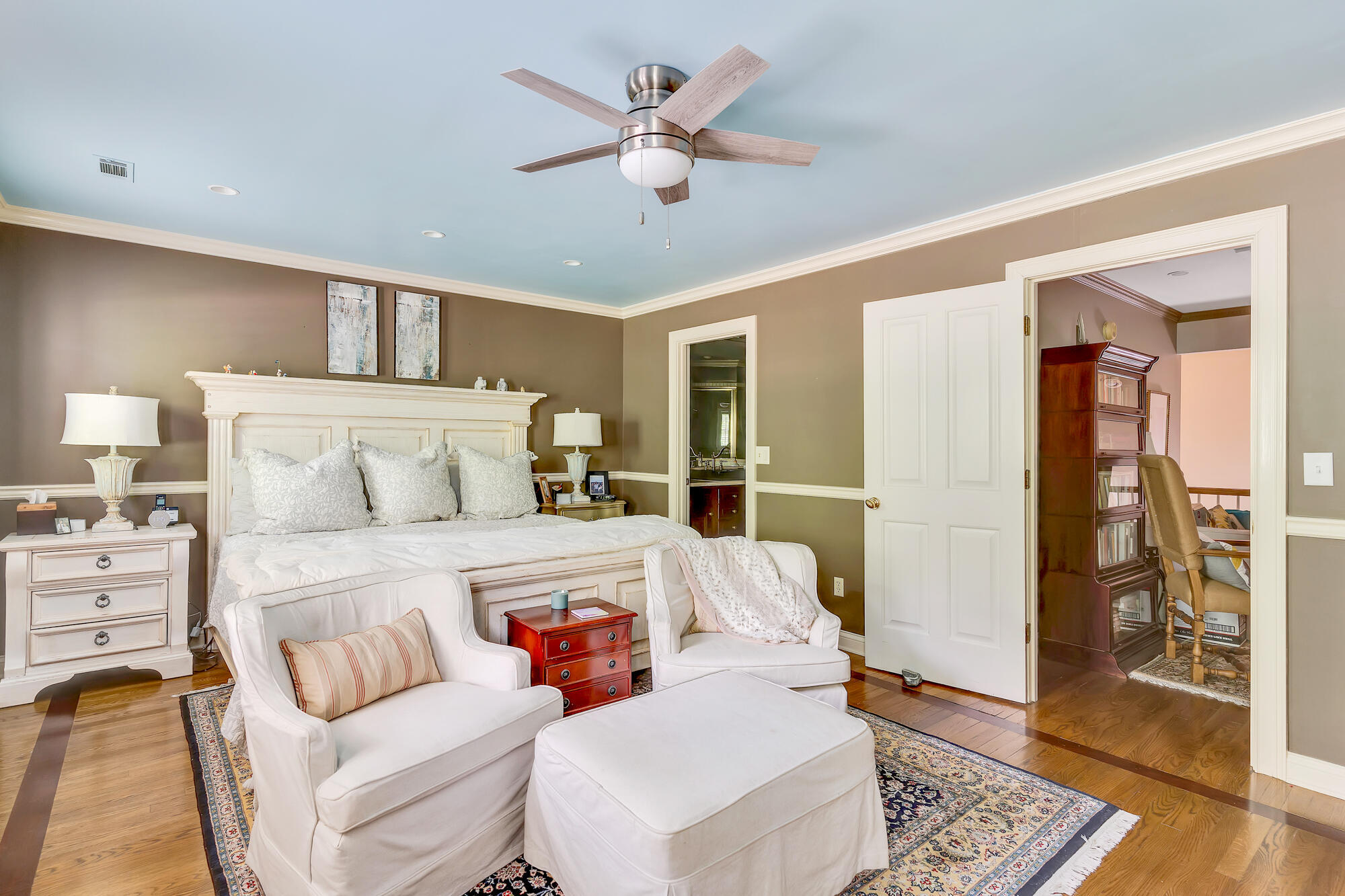 802 Signal Mountain Boulevard