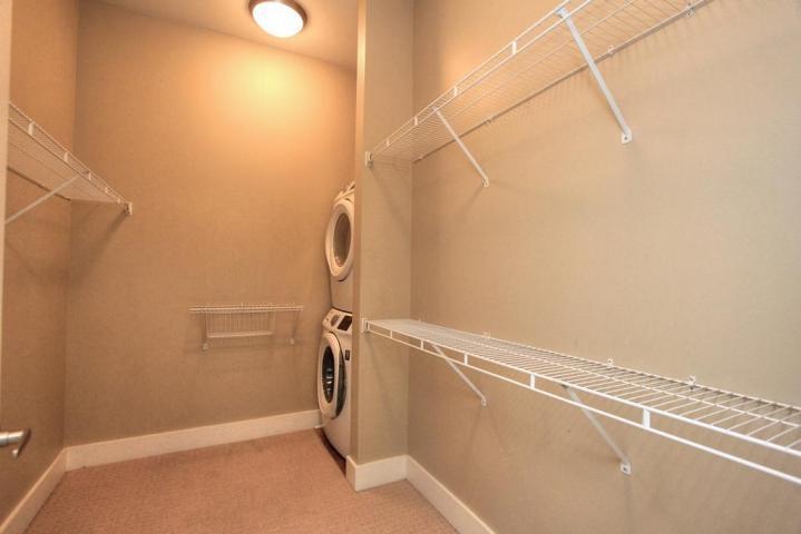 129 Walnut Street, #111