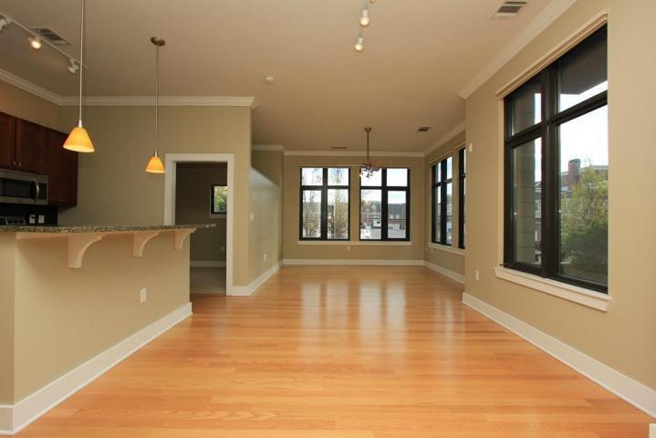 129 Walnut Street, #111