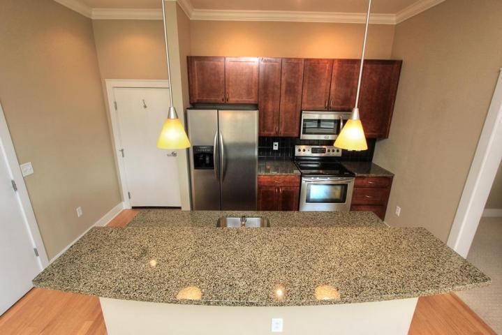 129 Walnut Street, #111