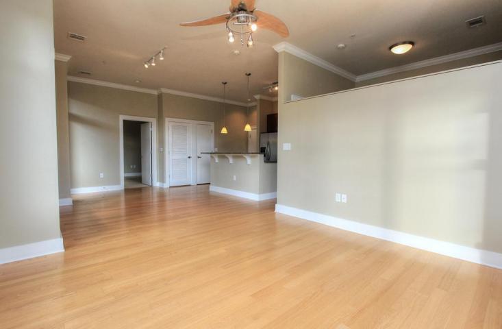 129 Walnut Street, #111