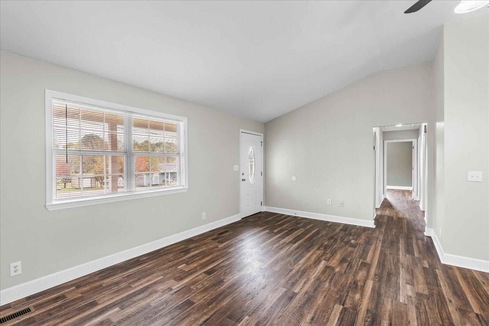14 Lake Avenue