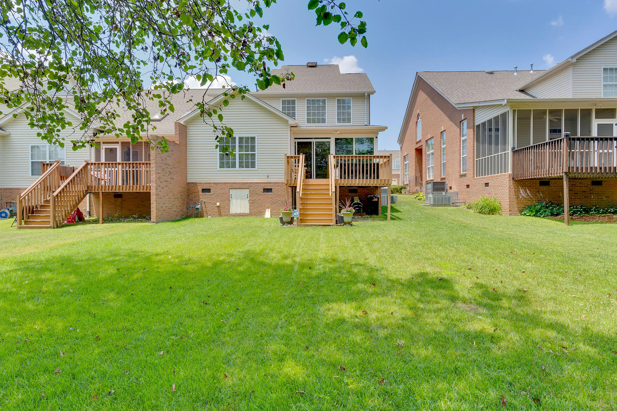 2416 Cone Flower Trail