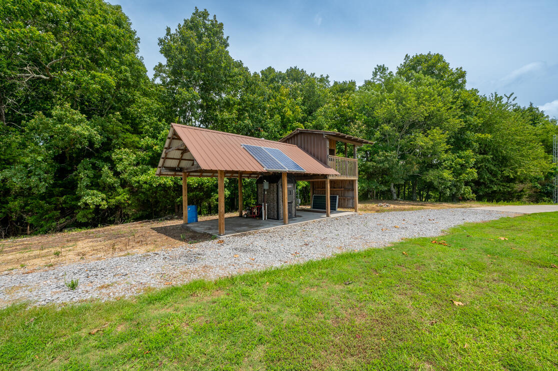 10677 Quarter Horse Lane