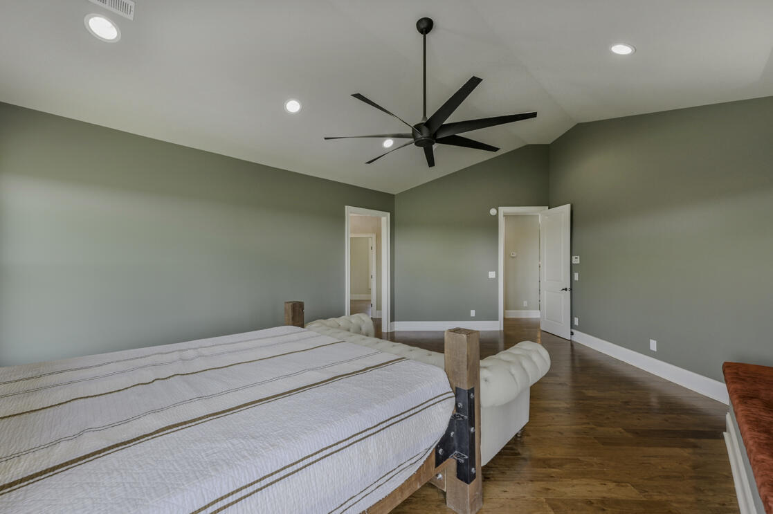 10677 Quarter Horse Lane