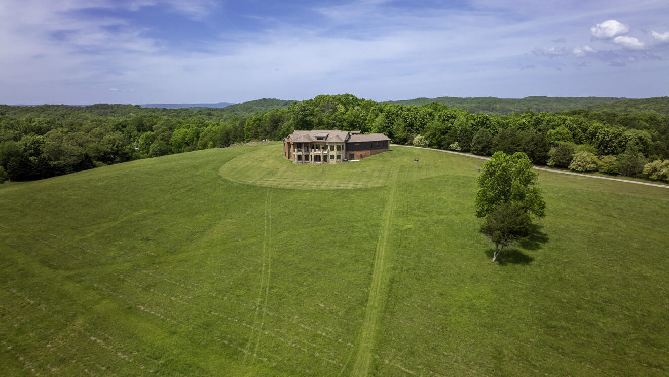 10677 Quarter Horse Lane