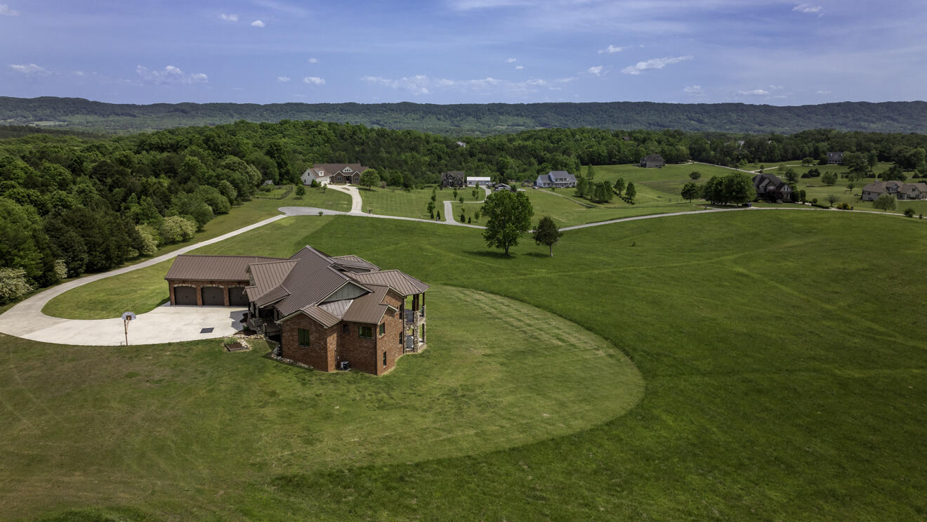 10677 Quarter Horse Lane