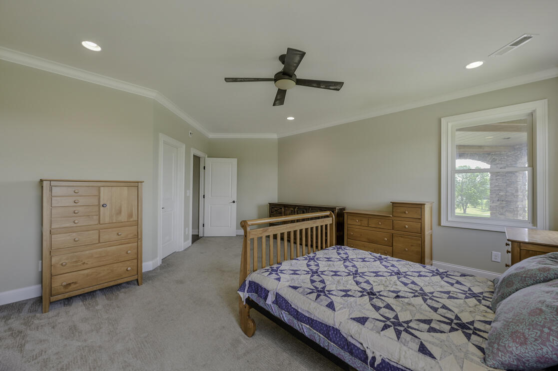 10677 Quarter Horse Lane