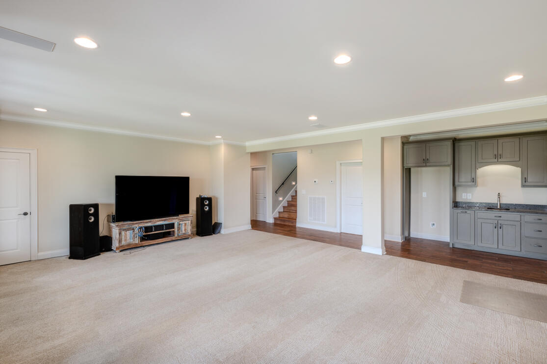 10677 Quarter Horse Lane