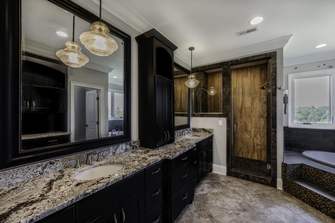 10677 Quarter Horse Lane