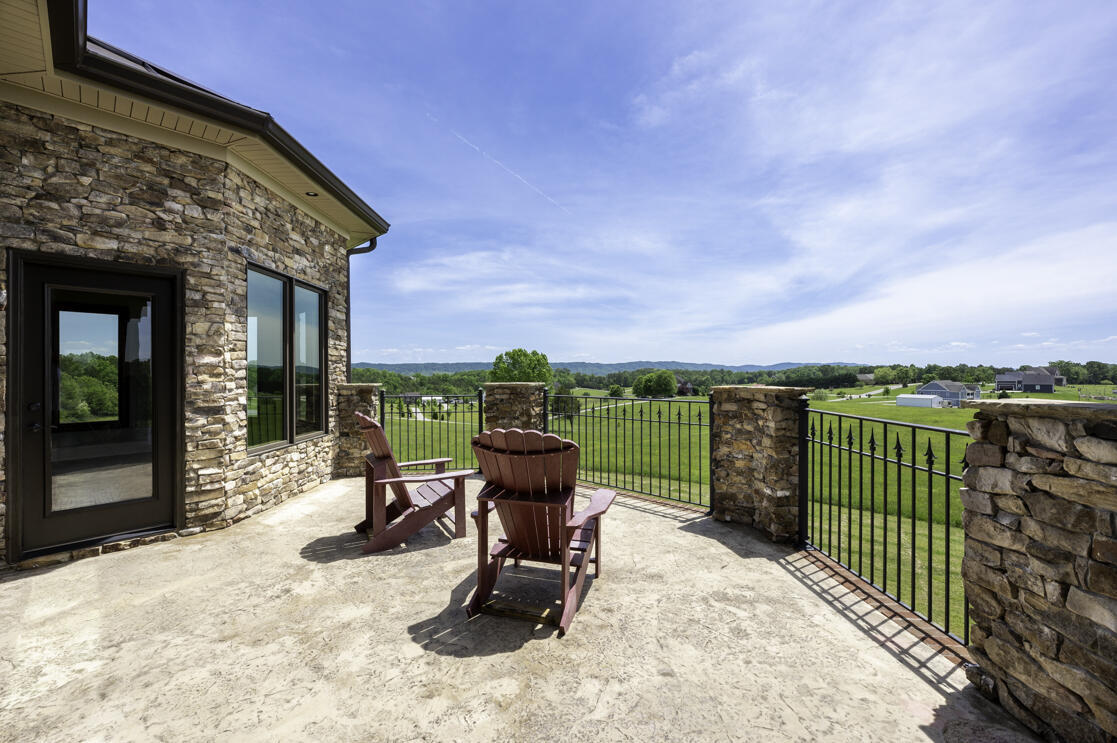 10677 Quarter Horse Lane