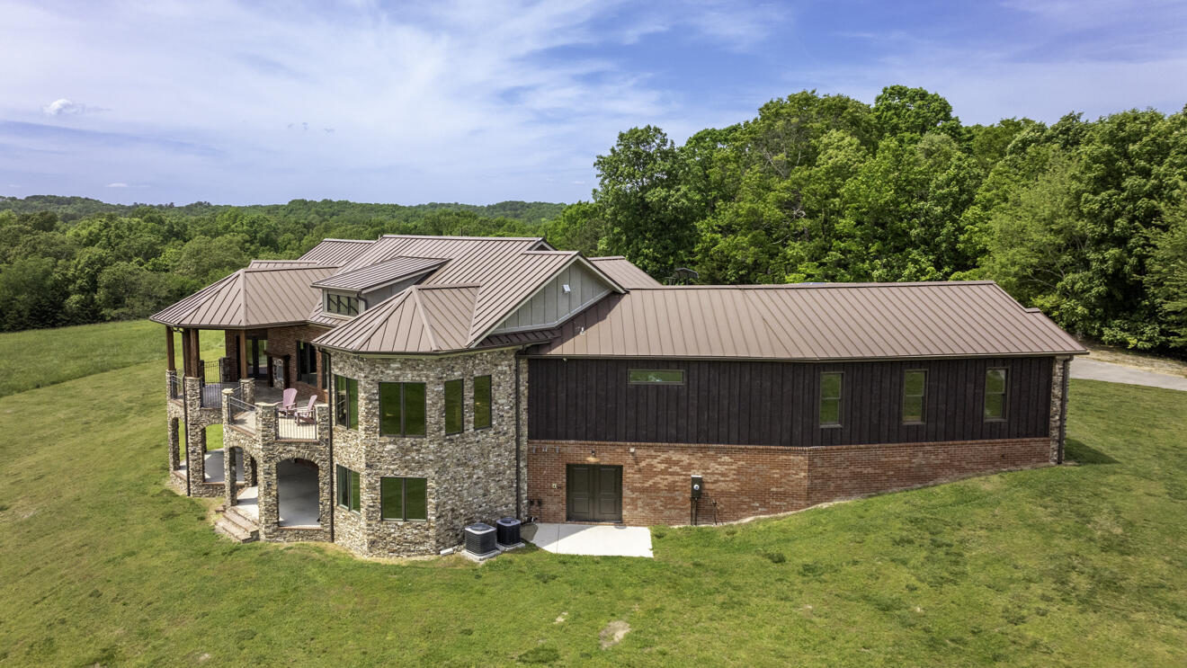 10677 Quarter Horse Lane