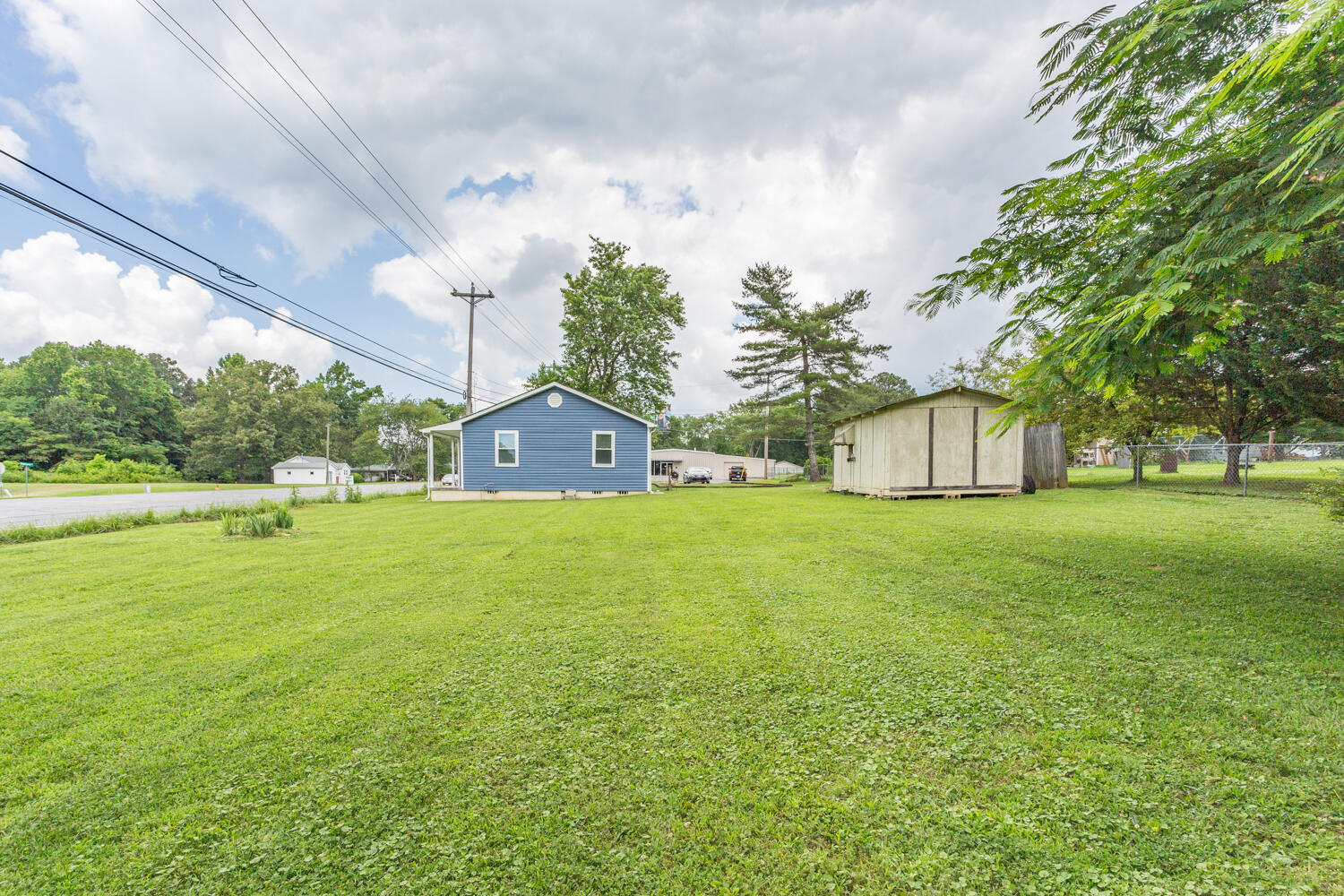 18 Center Grove Road