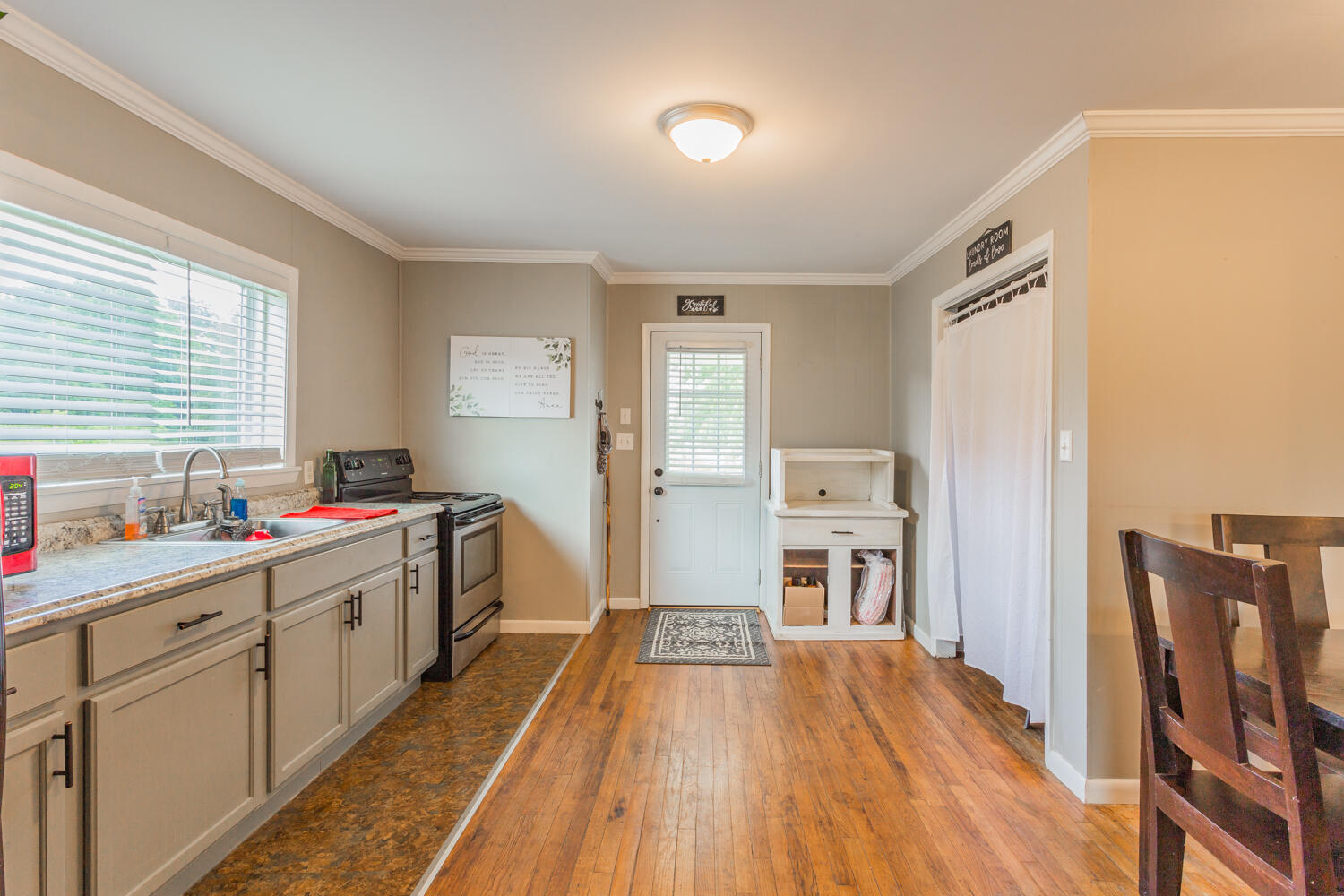 18 Center Grove Road