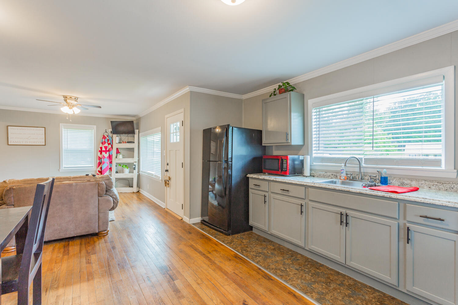 18 Center Grove Road