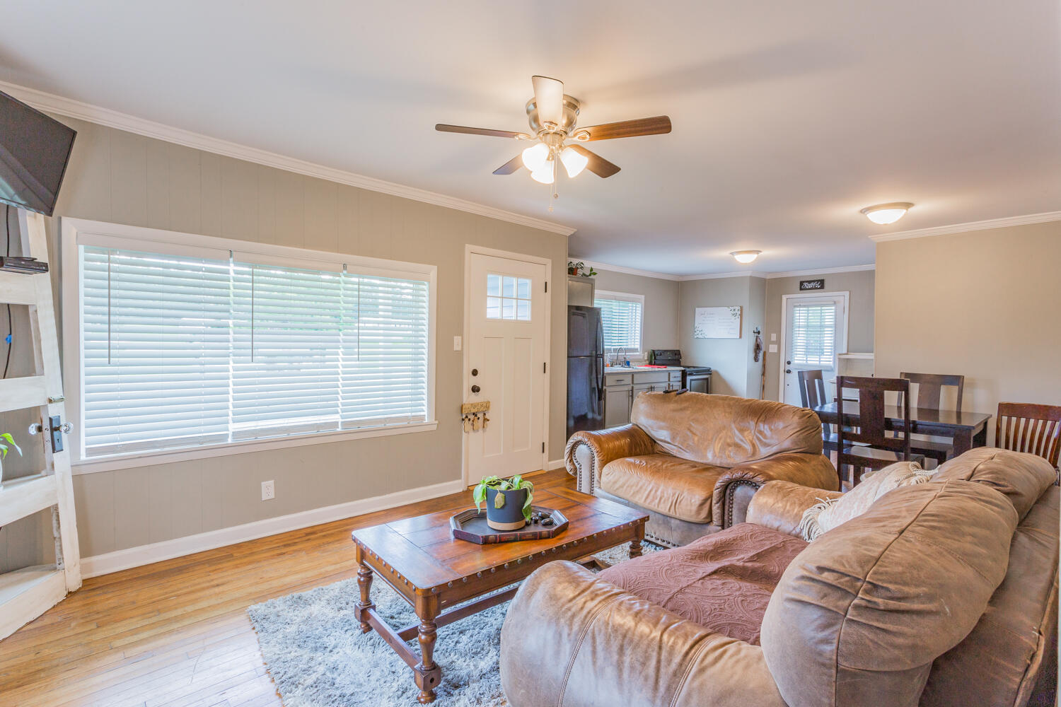 18 Center Grove Road