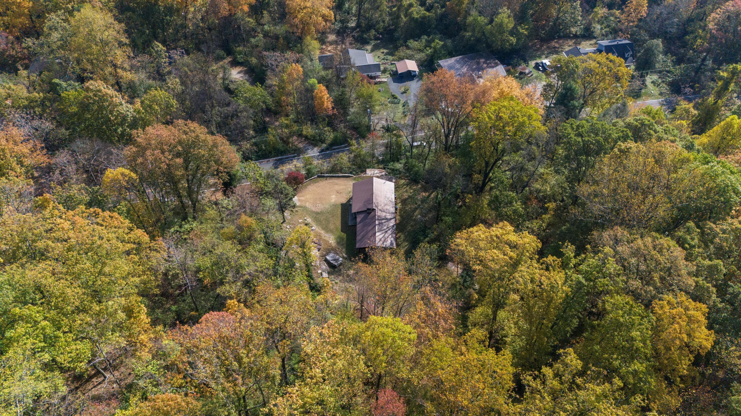 4201 W Road