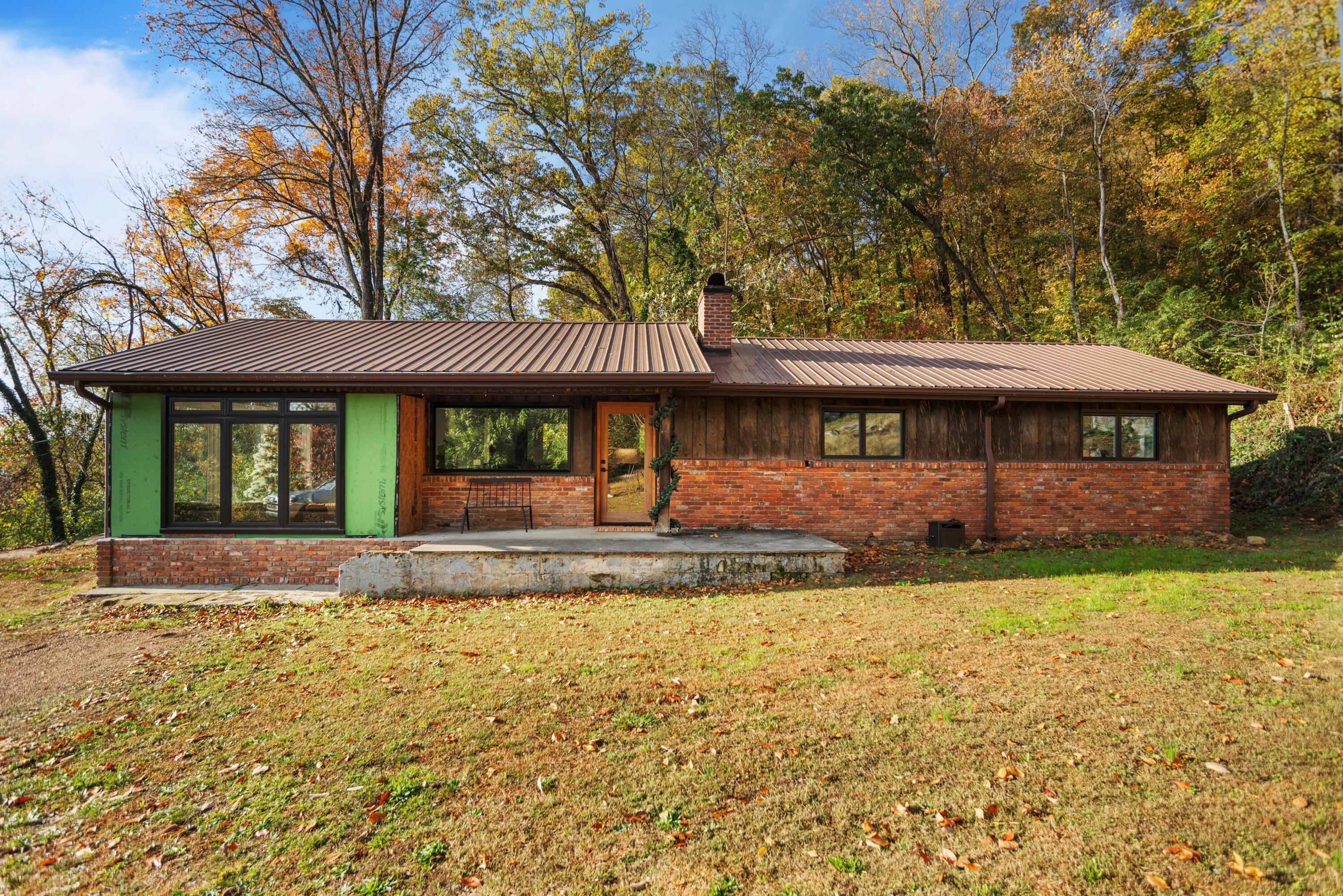 4201 W Road