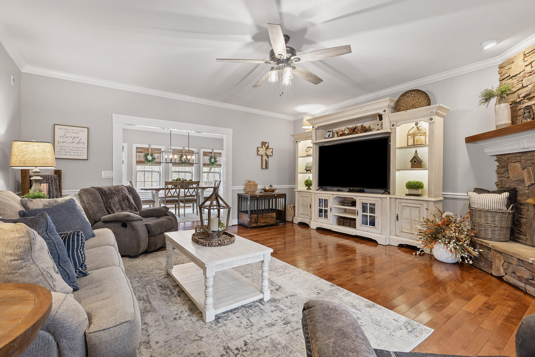 3018 Poe Road