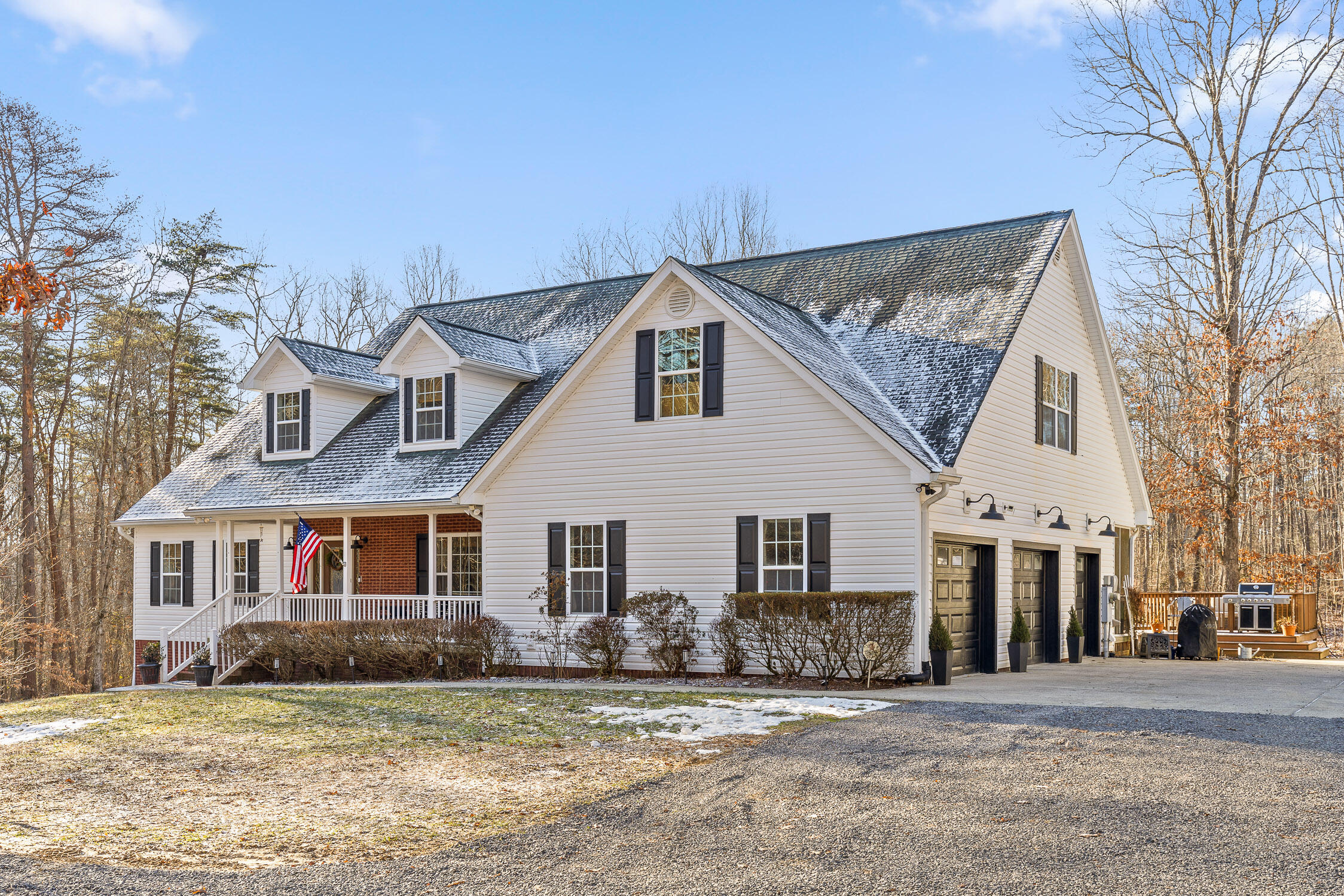 3018 Poe Road