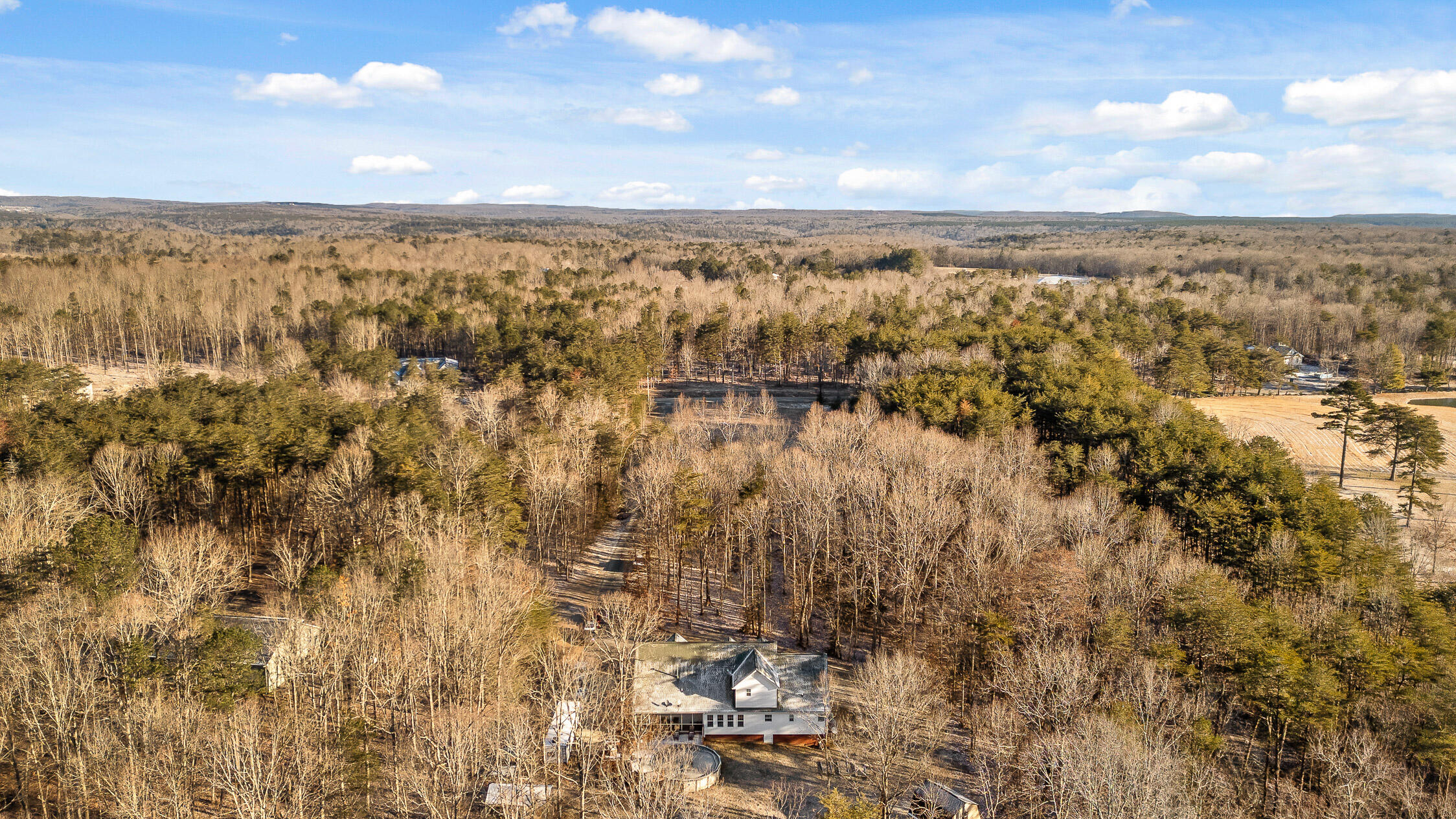 3018 Poe Road