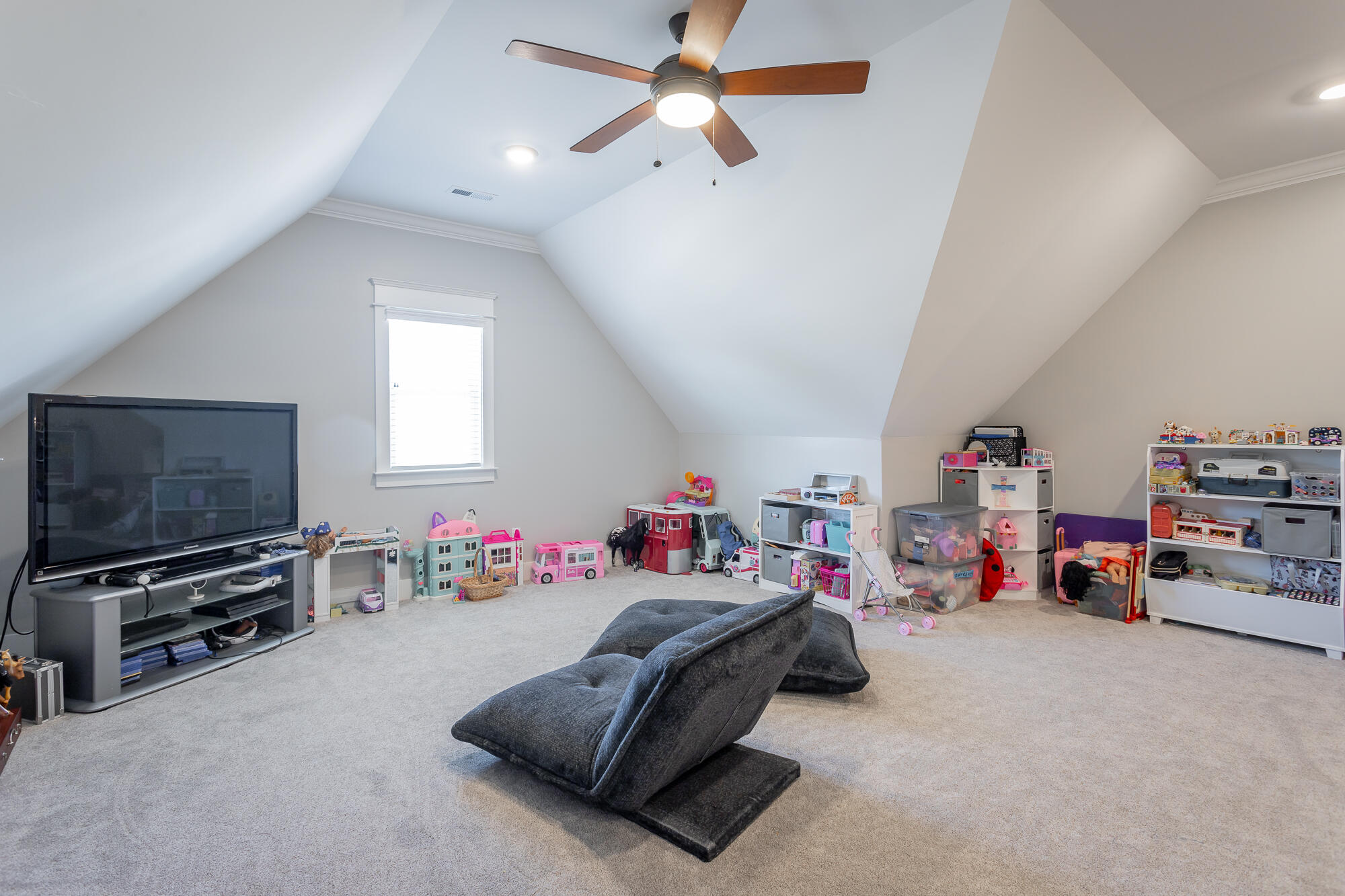 941 Equestrian Drive