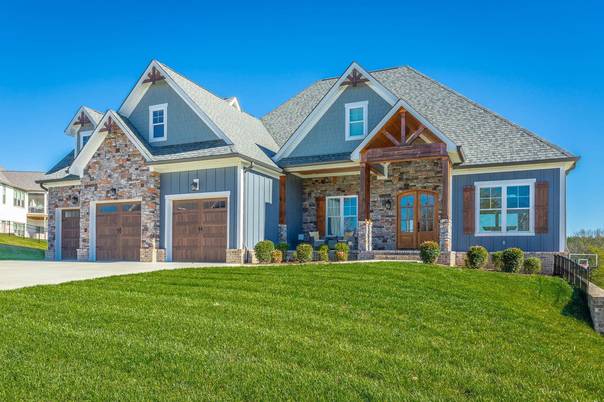 941 Equestrian Drive