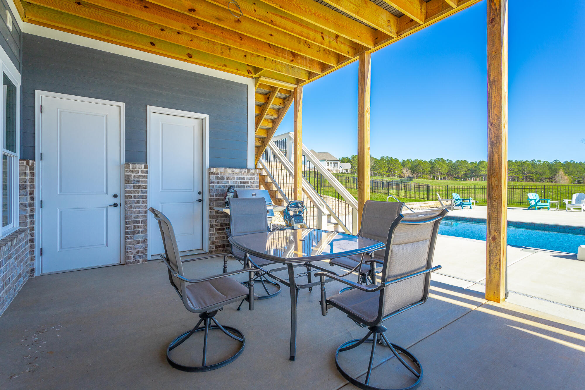 941 Equestrian Drive