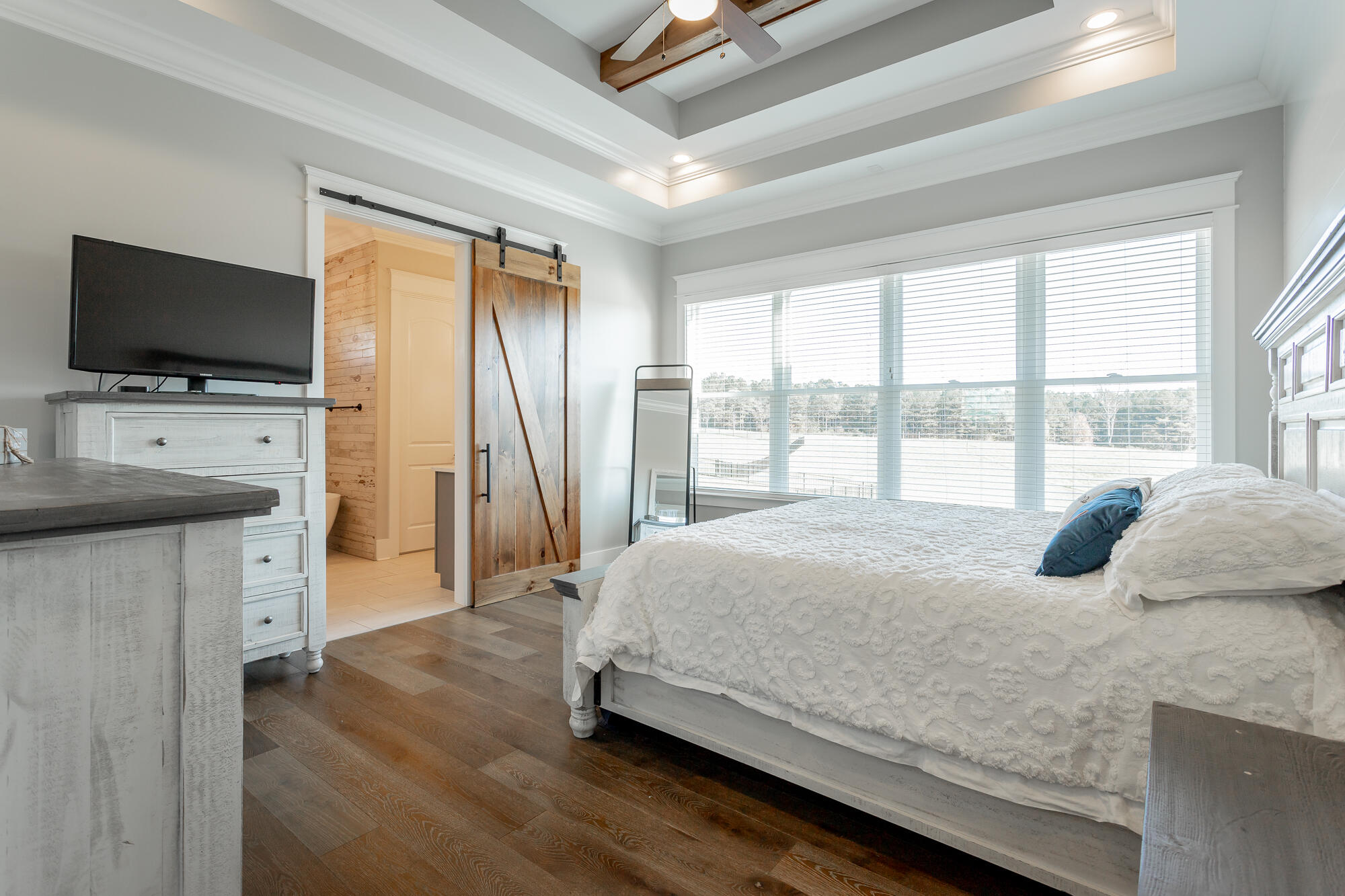 941 Equestrian Drive