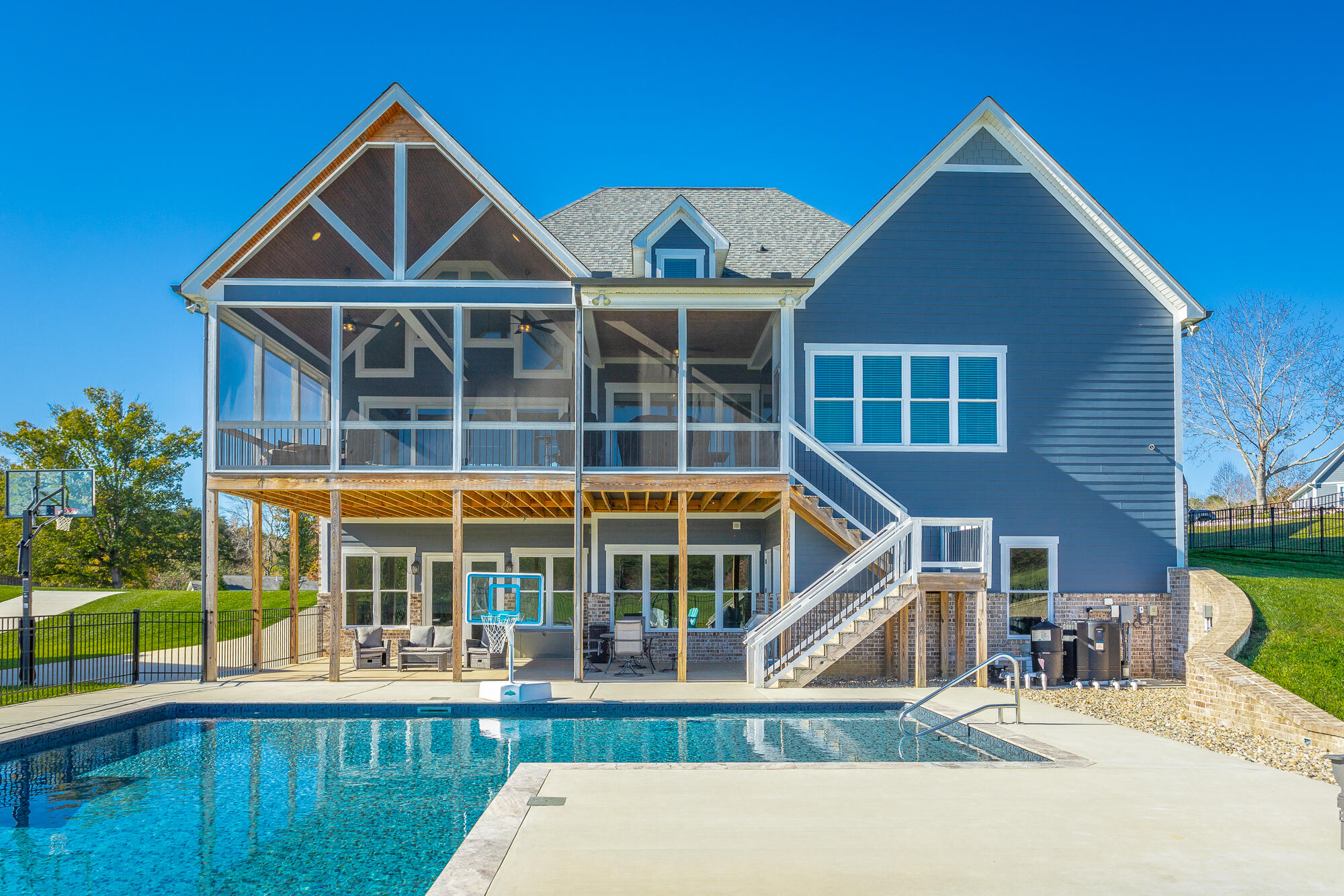 941 Equestrian Drive