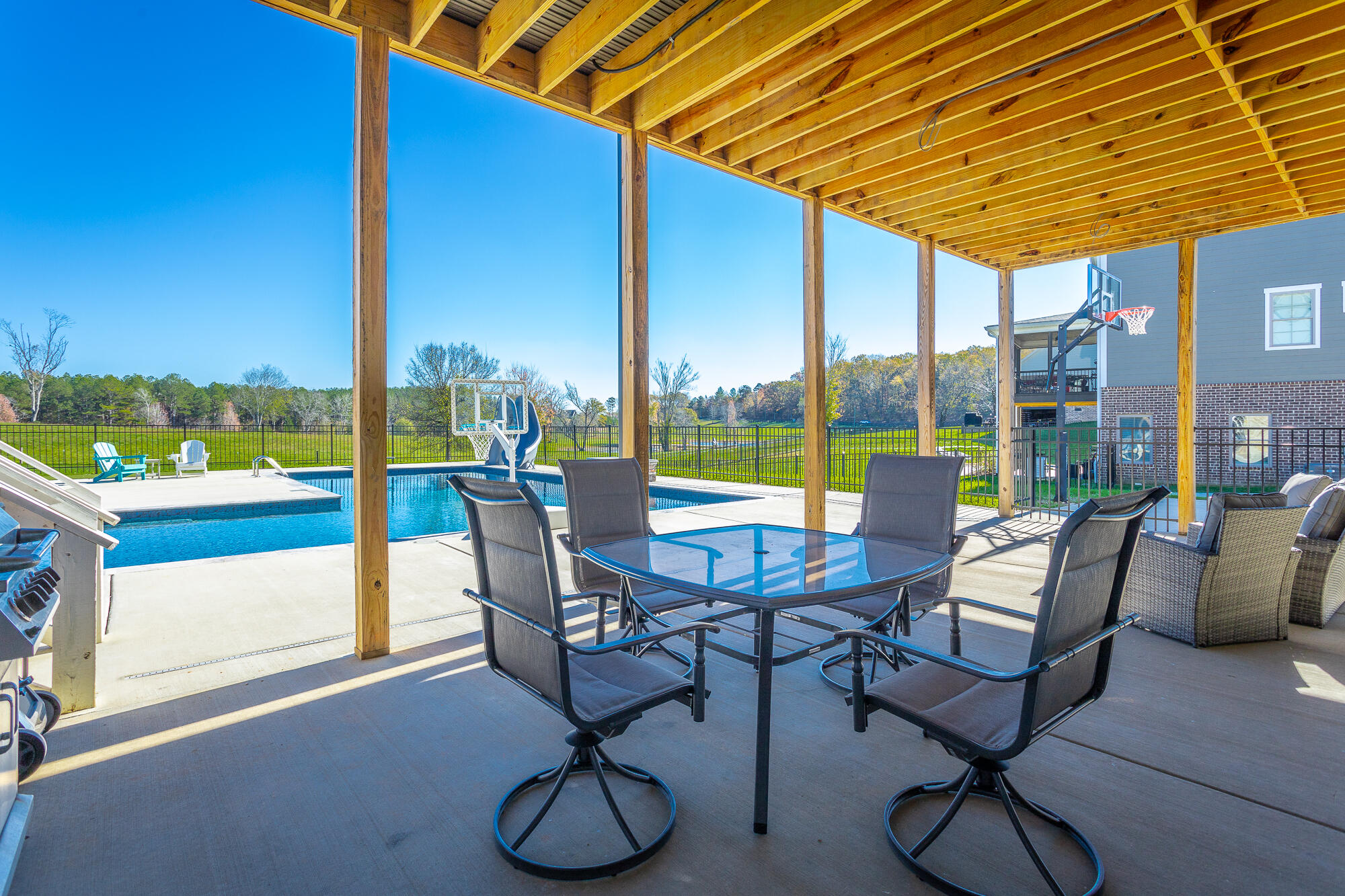 941 Equestrian Drive
