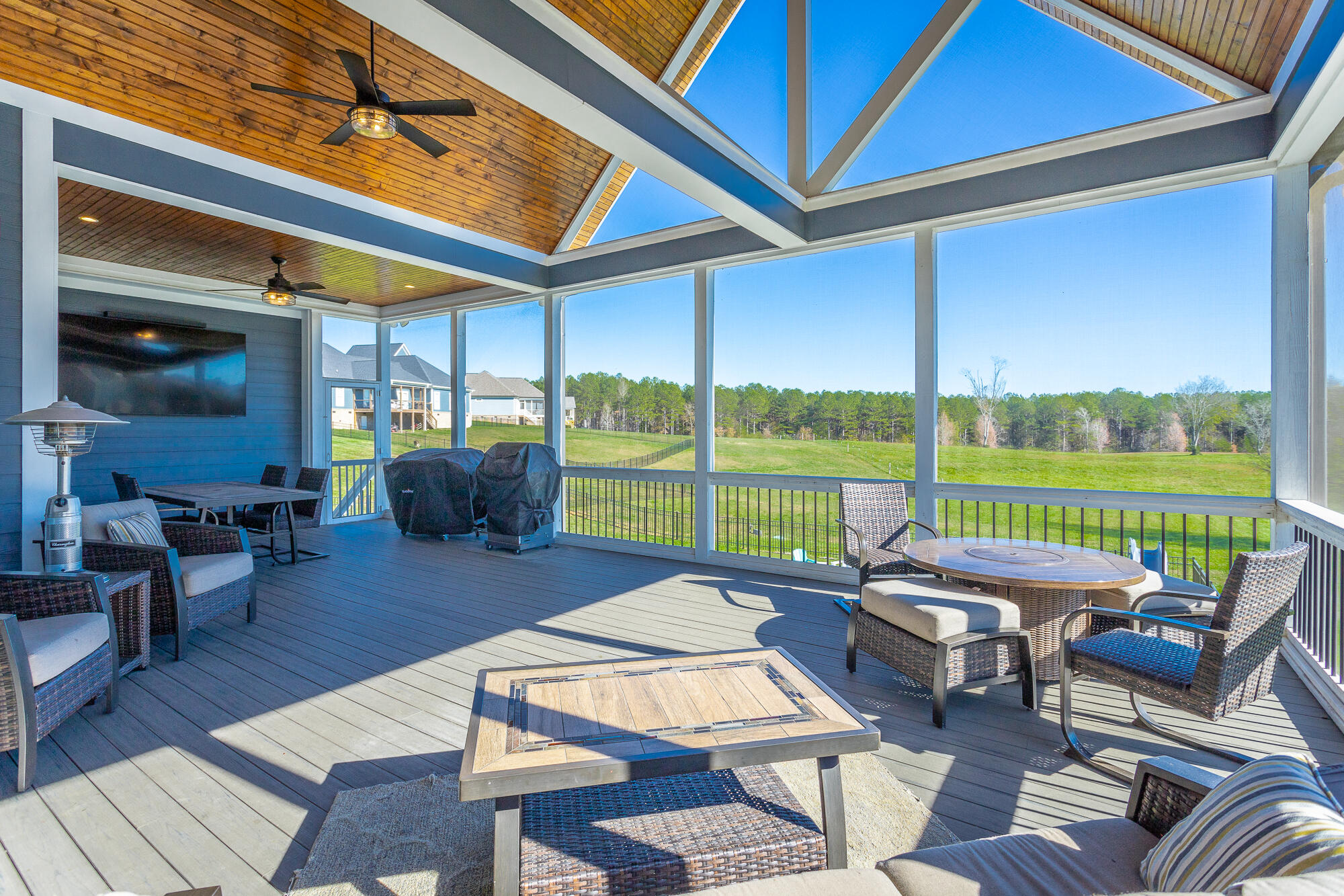 941 Equestrian Drive