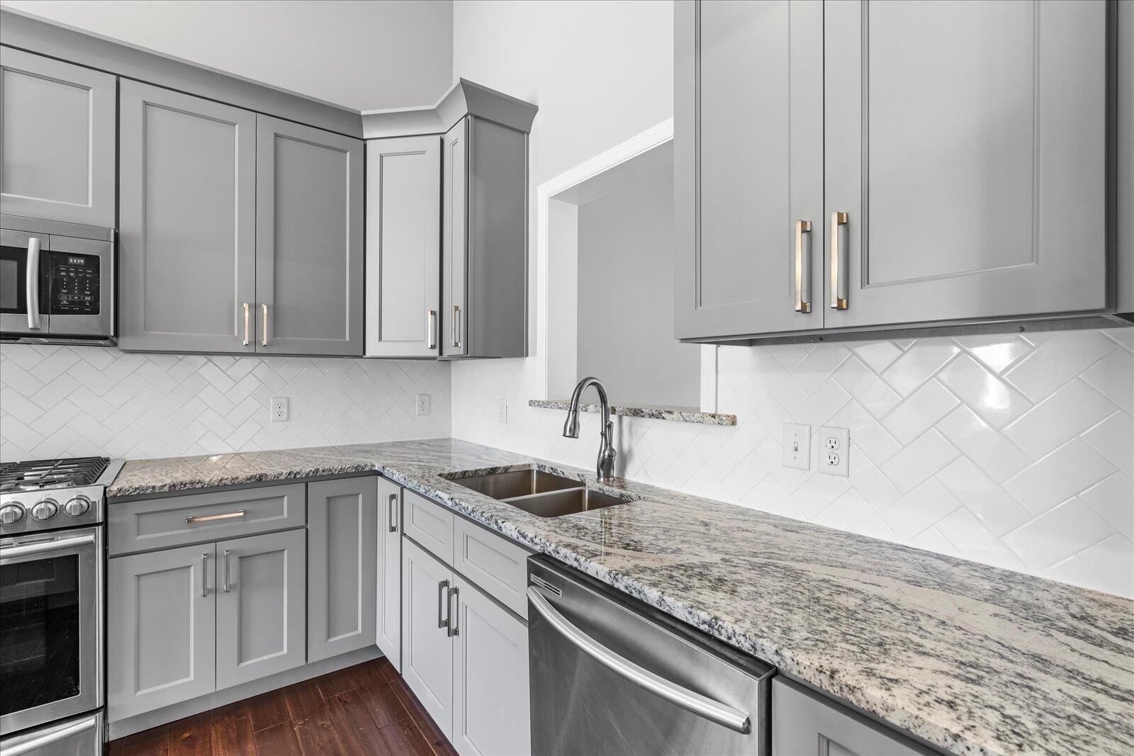 6534 Frankfurt Road, Lot No. 1517