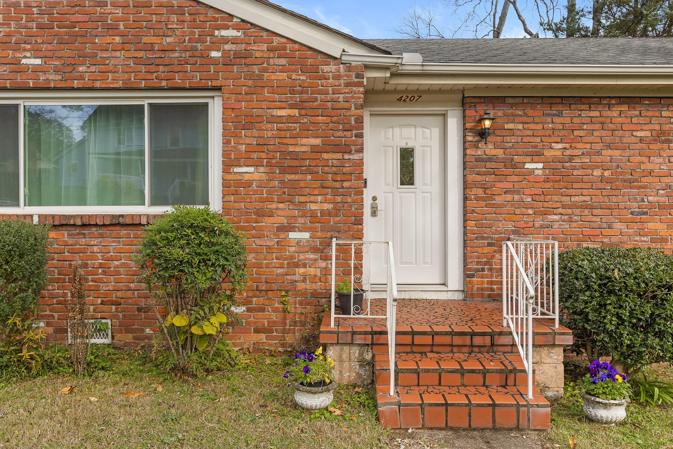 4207 Howell Road