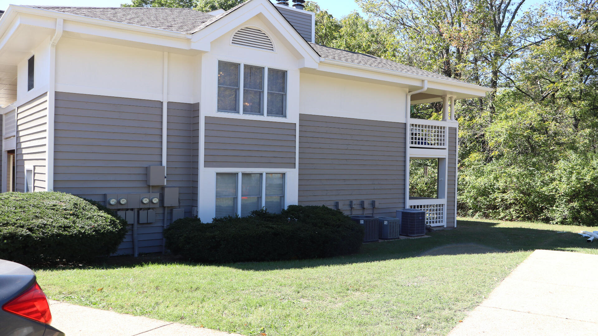 300 Durand Drive, 11
