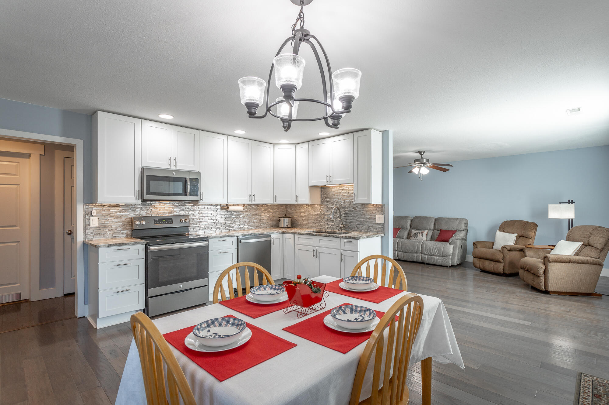 9767 Falcon Crest Drive